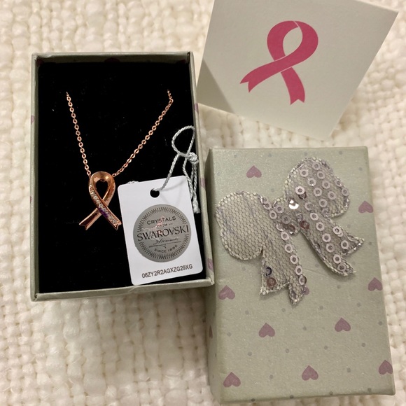 Accented Ribbon Rosegold Necklace - Picture 3 of 8